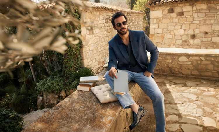 <p><span style="color:#000000"><strong>İcra takibi başlatan Arduç'un kiracısı ise itiraz edince ünlü oyuncu bu kez İstanbul Sulh Hukuk Mahkemesi'ne itirazın iptali için dava açtı.</strong></span></p>
