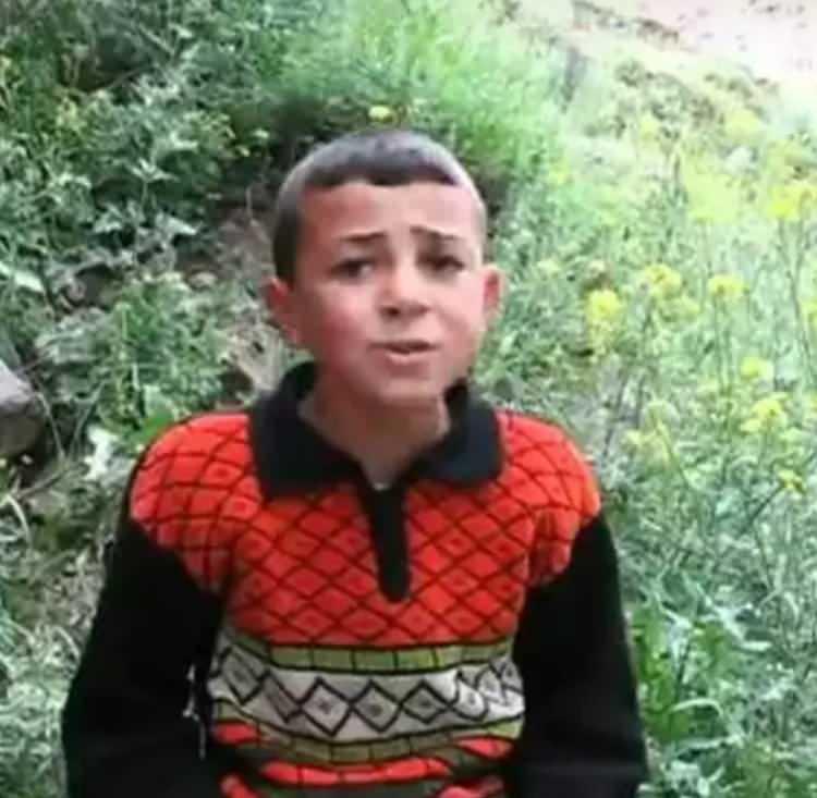 <p>2007 yılında söylenen 'Dağ Başında Soğuk Varmış' türkürü yıllar sonra sosyal medyada gündem oldu ve bu ses kullanarak yüzlerce video çekildi. Yıllar önce şarkıyı söyleyen kişinin Metehan Polat olduğu ortaya çıktı.</p>