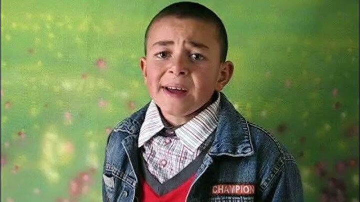 <p>Çocukken söylediği şarkıyla viral olan Polat'ın son hali de gündem oldu.</p>
<p> </p>