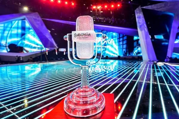 <p><span style="color:#000000"><strong>Bu yıl 69'uncusu gerçekleşecek olan uluslararası müzik yarışması "Eurovision", uzun yıllardır pek çok Avrupa ülkesini müziğin evrensel diliyle bir araya getiriyor.</strong></span></p>