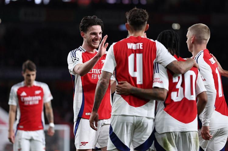 <p>4- Arsenal (4 sıra yükseldi)</p>