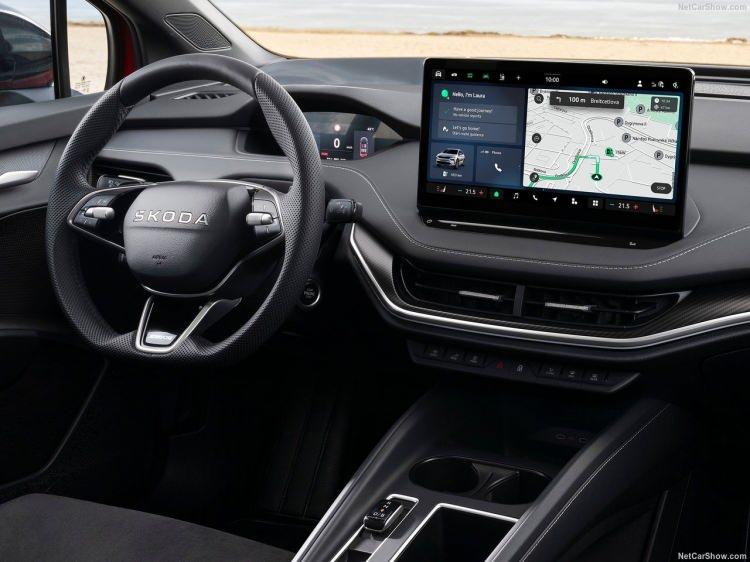 <p>Skoda bu araç için 431 kilometre menzil paylaşıyor. Arkadan itişli 85 modeli 282 beygir güç sunuyor ve 0’dan 100 km/s hıza 6,7 saniyede çıkabiliyor.</p>
