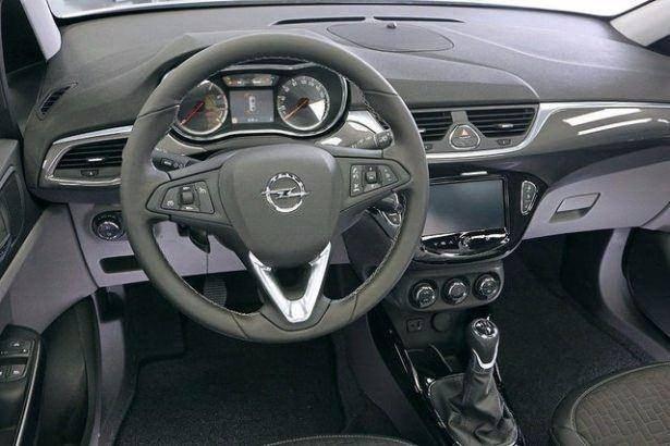<p>Kontağı kapattıktan sonra selektör yapınca aracın farları 1 dakika açık kalır.</p>
<p> </p>
<p>Follow me home özelliği kontağa anahtarı takıp (kontağı çevirmeden) setting tuşuna 2-3 sn basılı tutun yol bilgisayarında LCD ekran ısısı, ECU donanım versiyonu akü voltajı, Hız, Motor soğutma suyu sıcaklığı gibi özellikler çıkar ekrana.</p>