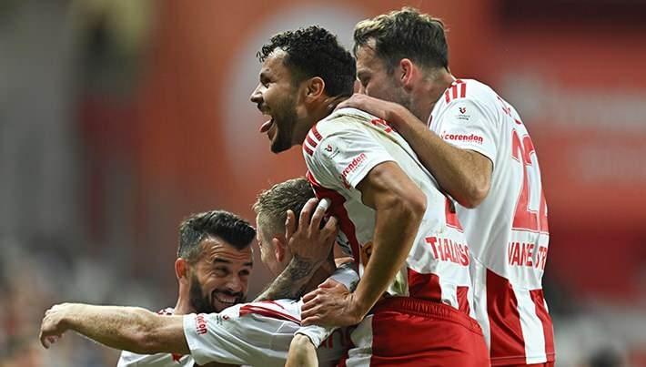 <p>449- Antalyaspor (43 sıra yükseldi)</p>