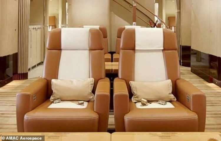 <p><span style="color:#B22222"><strong>HEDİYEYİ KABUL ETMEYİ PLANLIYOR</strong></span></p>
<p>Truth Social'da konuşan başkan, Boeing 747-8 tipi uçağın, yeni Amerikan jetleri tamamlanana kadar geçici olarak Air Force One uçağı olarak hizmet vereceğini belirtti ve bu cömert hediyeyi kabul etmeyi planladığını belirtti.</p>