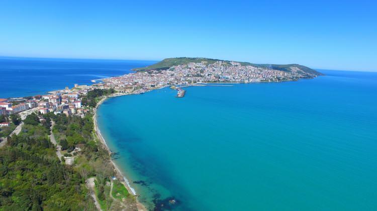 <p><span style="color:#B22222"><strong>Sinop</strong></span></p>

<p> </p>

<p>Genç nüfus oranı: Yüzde 12.6</p>
