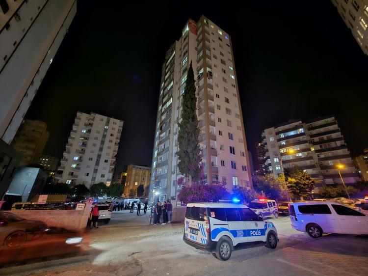 <p>Olay, dün saat 20.00 sıralarında Çukurova ilçesi Huzurevleri Mahallesi’nde meydana geldi. </p>