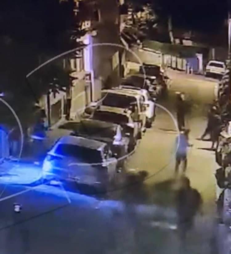 <p>Olay, 18 Mayıs'ta saat 03.00 sıralarında Vişnezade Mahallesi’nde meydana geldi.</p>
<p> </p>