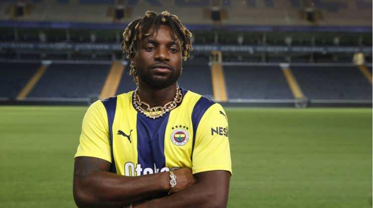 <div>Allan Saint-Maximin (Yaş: 28, Sözleşme Bitiş: 30 Haziran 2025)</div>
<div> </div>