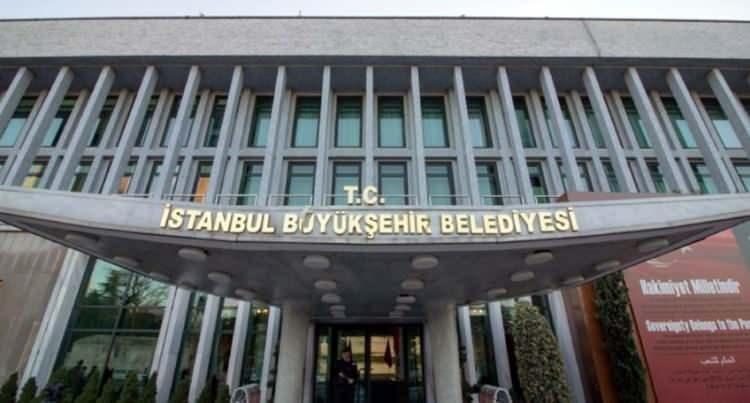 <p>Soruşturma kapsamında, hakkında yakalama kararı bulunan firari şüpheli Murat Gülibrahimoğlu'na ait şirkette genel müdür olarak görev yapan Yağmur Cansu Y. ile müdür yardımcısı olarak görev yapan Adem B. 'şüpheli' sıfatıyla Savcılığa ifade verdi.</p>