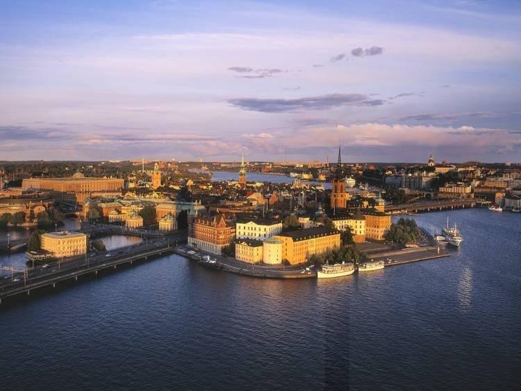 <p><strong><span style="color:#B22222">14)  İSVEÇ</span>  |  2.5</strong></p>

<p> </p>
