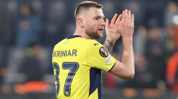 <p>Milan Škriniar (Yaş: 30, Sözleşme Bitiş: 30 Haziran 2025)</p>
<p> </p>