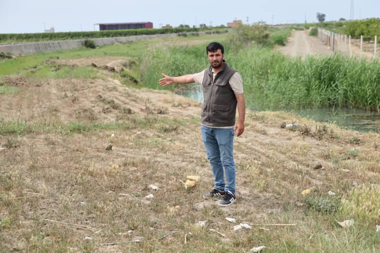 <p>İddiaya göre, besicilik yapan Mehmet Çiğner, geçtiğimiz pazar günü hayvanlarını otlatmak için mahallenin ortak mera alanına götürdü.</p>
