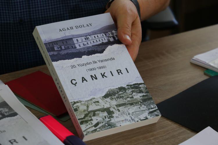 <p><span style="color:#A52A2A"><strong>KİTAP YAZDI </strong></span></p>

<p>Öğrendiği bilgileri önce teze daha sonra kitaba dönüştüren Dolay, 38. Alay’ın sancağını da bularak fotoğraflarını aldı.</p>
