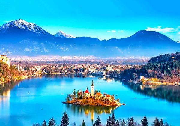 <p><span style="color:inherit"><strong><span style="color:rgb(178, 34, 34)">SLOVENYA </span> | 60</strong></span></p>
<p> </p>