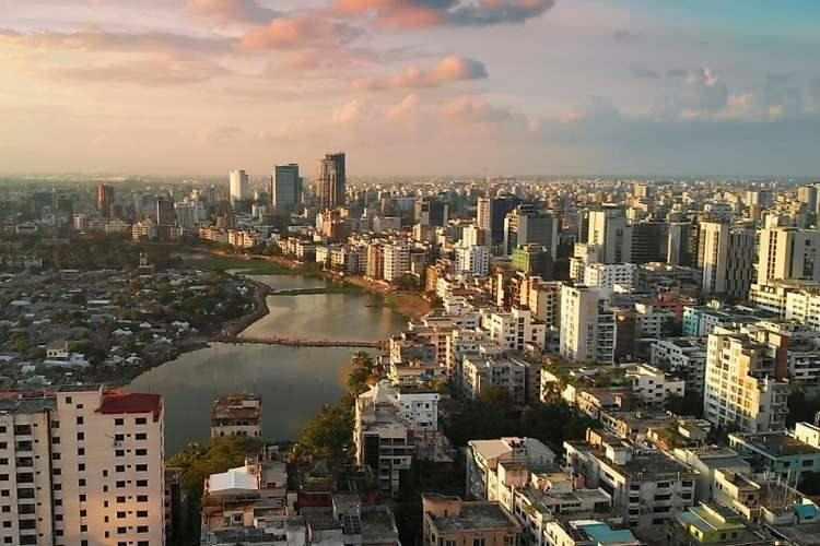<p><span style="color:inherit"><strong><span style="color:rgb(178, 34, 34)">BANGLADEŞ </span> | 59</strong></span></p>
<p> </p>