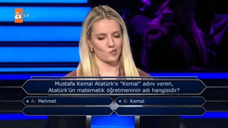 <p><strong></strong>Ünlü oyuncu Oktay Kaynarca'nın sunduğu yarışmada başarılı performanslar yer aldı.</p>
<p> </p>