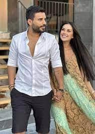 <p>Mahkumiyetine karar verilmesi gerekirken beraatına karar verilmesinin usul ve yasaya aykırı olduğunu ifade eden Başsavcılık, kararın kaldırılması i&ccedil;in İstanbul B&ouml;lge Adliye Mahkemesi'ne dosyayı taşıdı. Şimdi g&ouml;zler, &uuml;st mahkemenin vereceği kararda...</p>

<p>&nbsp;</p>
