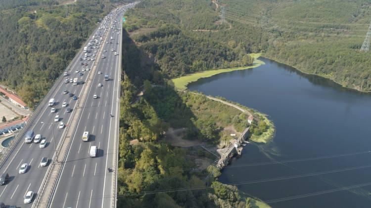 <p><strong>17. İstanbul İstanbul &Ccedil;evre Yolu -</strong></p>

<p>&nbsp;</p>

<p>K&uuml;&ccedil;&uuml;k Su Elmalı Bendi Yolu Kesişimi - Elmalı Barajı Mevkisi</p>
