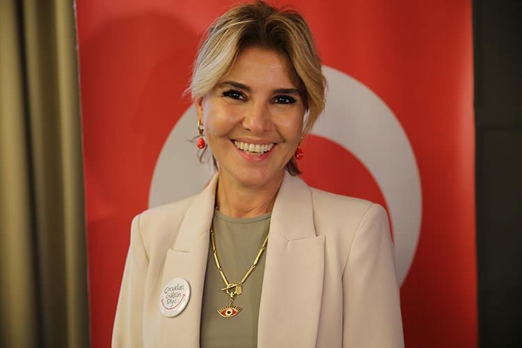 <p><strong><span style="color:#B22222">GÜLBEN ERGEN </span> | İSTANBUL</strong></p>