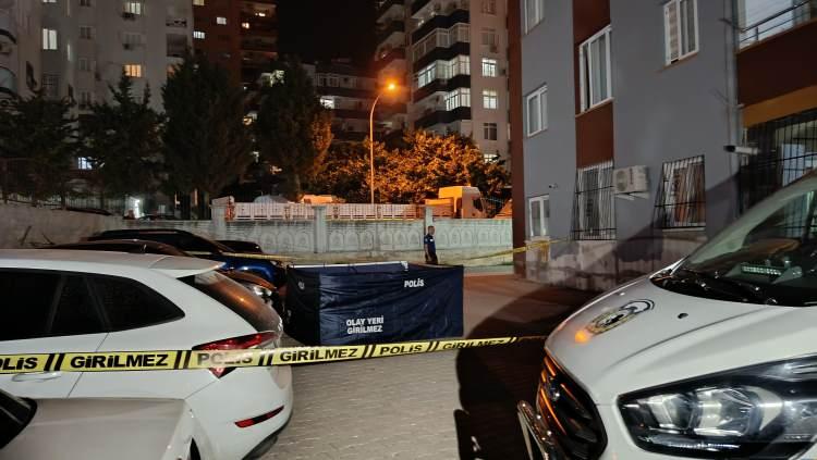 <p>Çiftin otopsileri sürerken, Çiftçi’nin cenazesinin Kahramanmaraş’ın Andırın ilçesine götürüleceği öğrenildi.</p>
