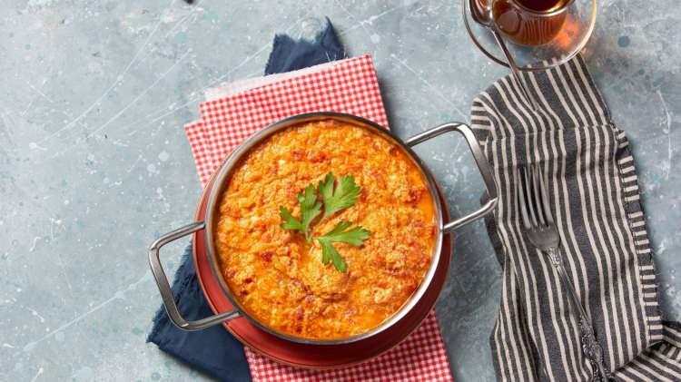 <p><span style="color:#800080"><strong>MENEMEN COĞRAFİ İŞARETLE TESCİLLENDİ</strong></span></p>
