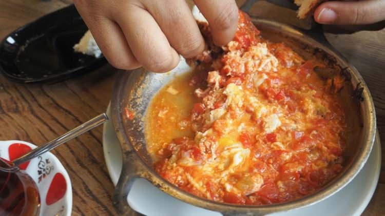 <p>Bu gelişmenin, Menemen ilçesinin tanıtımına ve bölgenin turizmine katkı sağlayacağı değerlendiriliyor.</p>