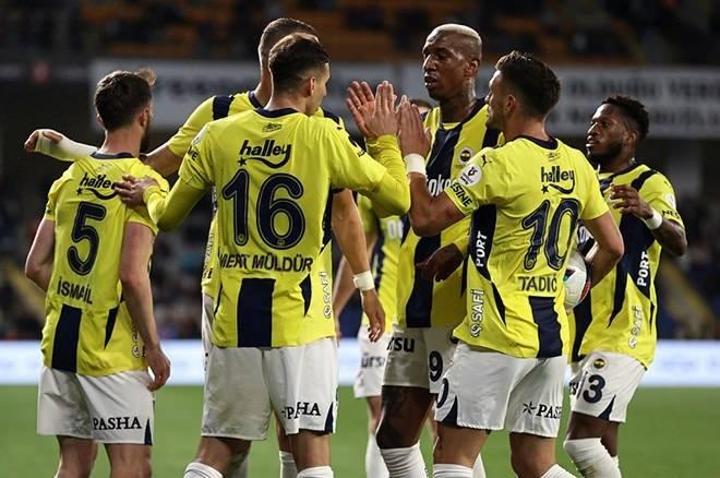 <p>Jose Mourinho'nun öğrencilerinin muhtemel rakipleri de belli oldu. İşte, o takımlar.</p>