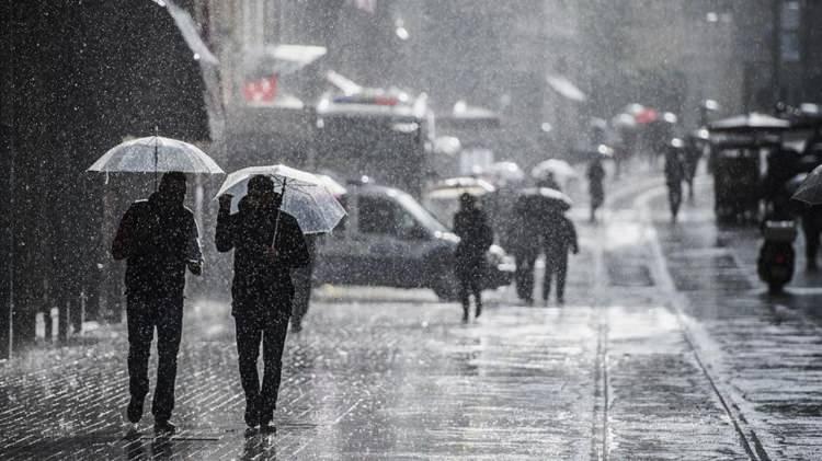 <p>Sosyal medya hesabından paylaşım yaparak uyarılarını bir bir sıralayan Meteoroloji Uzmanı Prof. Dr. Orhan Şen, üç büyük kenti işaret etti.</p>
<p> </p>