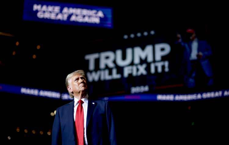 <p>ABD Başkanı Trump, göreve başladığı ilk günlerden itibaren Kanada'nın eski Başbakanı Justin Trudeau ile iki ülke arasındaki ticari ilişkiler üzerinden tartışma yaşamıştı.</p>