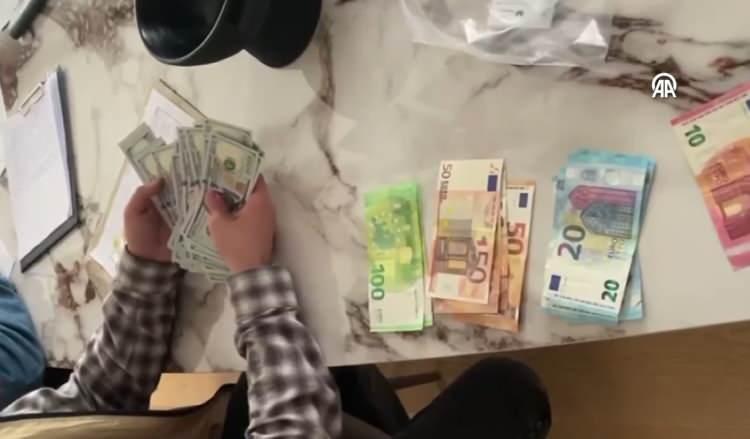 <p>10 şirkete de el konulurken, İçişleri Bakanı Ali Yerlikaya da X hesabı üzerinden detayları açıkladı.</p><p>Ali Yerlikaya yaptığı açıklamada, MASAK raporunun operasyonu başlattığını söyledi ve şu ifadelere yer verdi:</p>