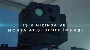 <p>Daha önce döner kanatlı ve sabit kanatlı kamikaze İHA'lara karşı etkinliği kanıtlanan GÖKBERK, son olarak muharebe alanındaki güncel asimetrik tehditlerden olan FPV dronlara karşı da test edildi.</p>

<p>Yürütülen test çalışmalarında, GÖKBERK sistemiyle, FPV tehditlerin farklı senaryolarda tespiti, otomatik takibi ve imhası başarıyla gerçekleştirildi.</p>

<p>Böylece ASELSAN, GÖKBERK ile Türkiye'nin hava savunmasını sağlayacak Çelik Kubbe sistemi içinde görev yapacak yeni ve kritik bir ürün daha geliştiriyor.</p>
