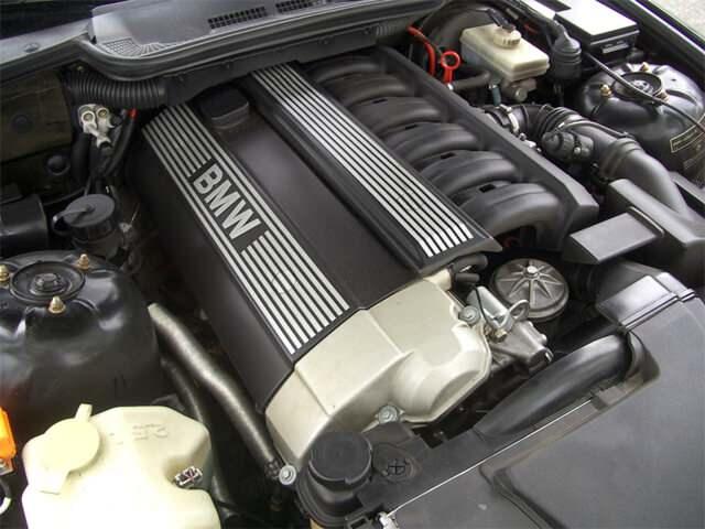 <p>• <strong>BMW M50</strong></p>
