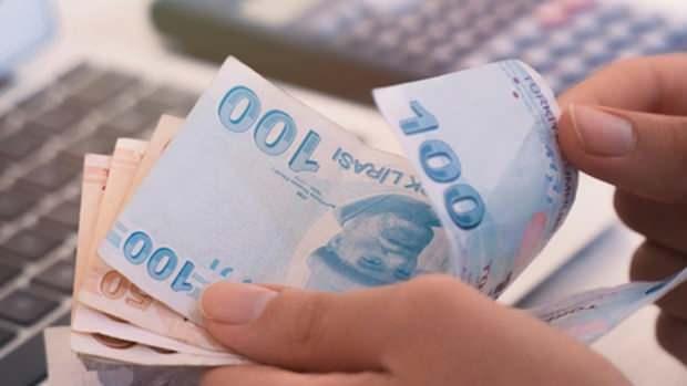 <p><strong>Türkiye İş Bankası </strong></p>
<p>3 ay vadeli: 25.000 TL’ye kadar taksitli nakit avans </p>
<p>1 ay vadeli: 30.000 TL’ye kadar ek hesap</p>