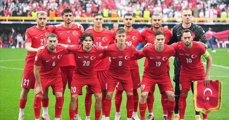 <p>2026 FIFA Dünya Kupası Elemeleri'ne hazırlanan A Milli Futbol Takımı, yarın İstanbul'da toplanacak.</p>