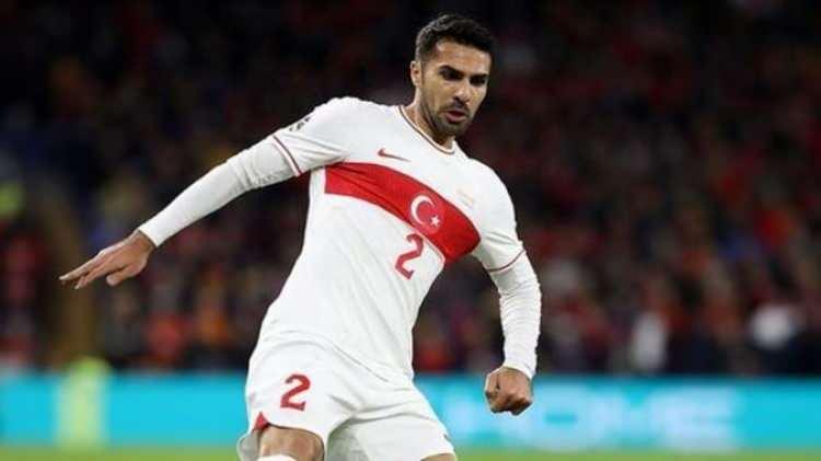 <p>* Zeki Çelik - Roma - Defans</p>