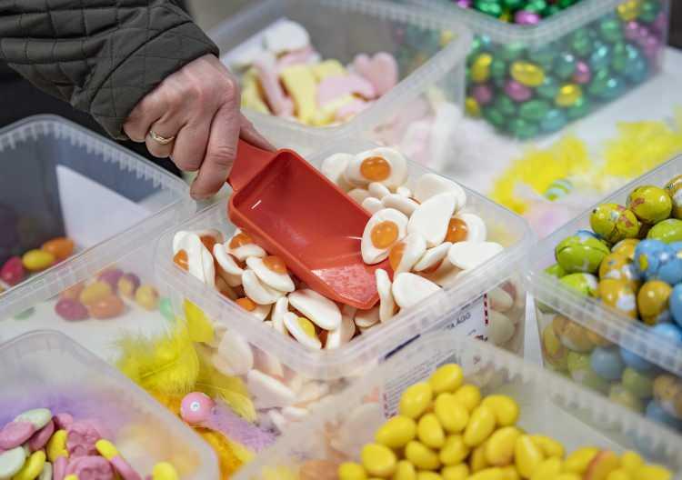 <p>Söz konusu paketlerin son tüketim tarihi Ocak 2026 olarak belirtiliyor. Şimdiye kadar kaç kişinin etkilendiği netlik kazanmadı.</p>
<p> </p>