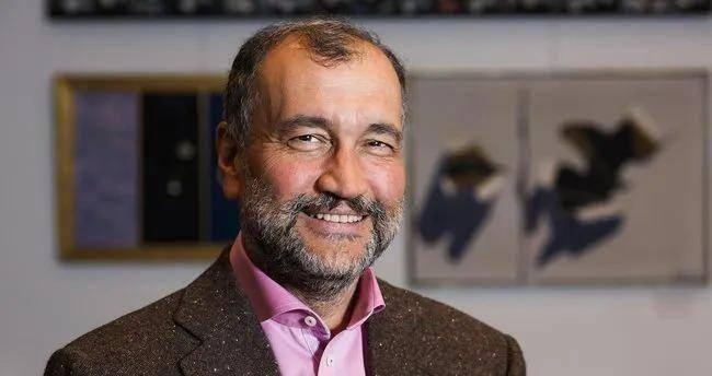 <p><strong><span style="color:rgb(178, 34, 34)">MURAT ÜLKER </span> |  YILDIZ HOLDİNG YÖNETİM KURULU BAŞKANI</strong></p>

<p> </p>
