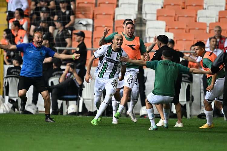 <p>Geçen sezon play-off finalinde Sakaryaspor'a üstünlük kurarak Süper Lig vizesi alan Muğla temsilcisi gelecek yıl 1. Lig'de mücadele edecek.</p>