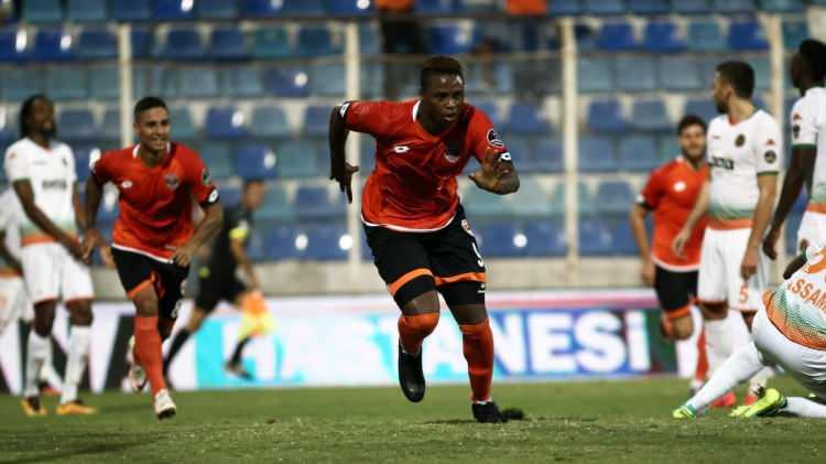 <p>2016-2017 Adanaspor</p>
