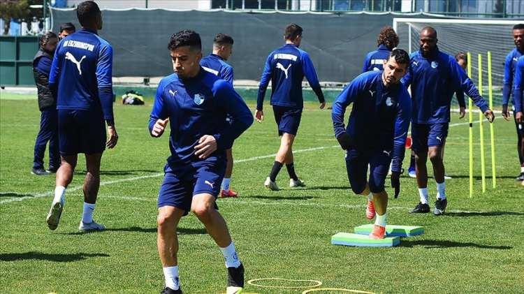 <p>2020-2021 B&uuml;y&uuml;kşehir Belediye Erzurumspor</p>
