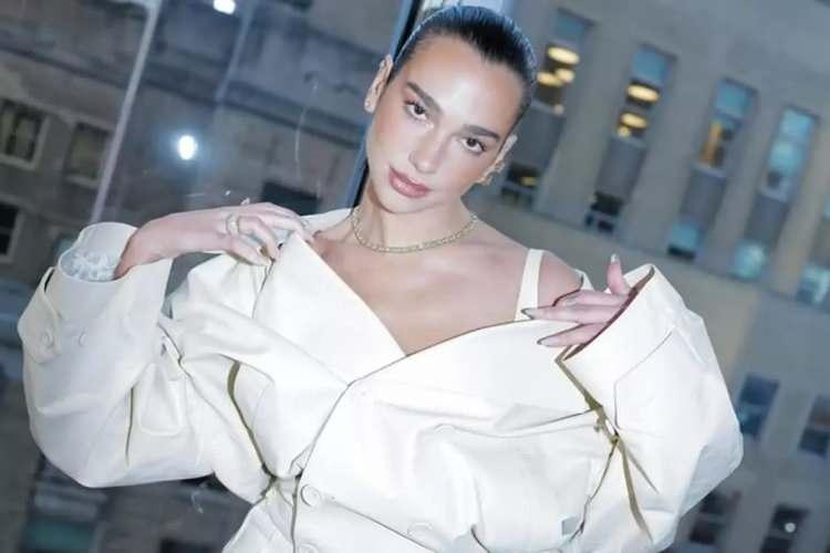 <p> Dua Lipa</p>

<p> </p>
