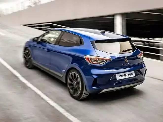 <p><strong>Renault Clio Evolution 1.0 TCe-</strong></p>
<p> </p>
<p><strong> 1 milyon 434 bin TL</strong></p>
<p> </p>