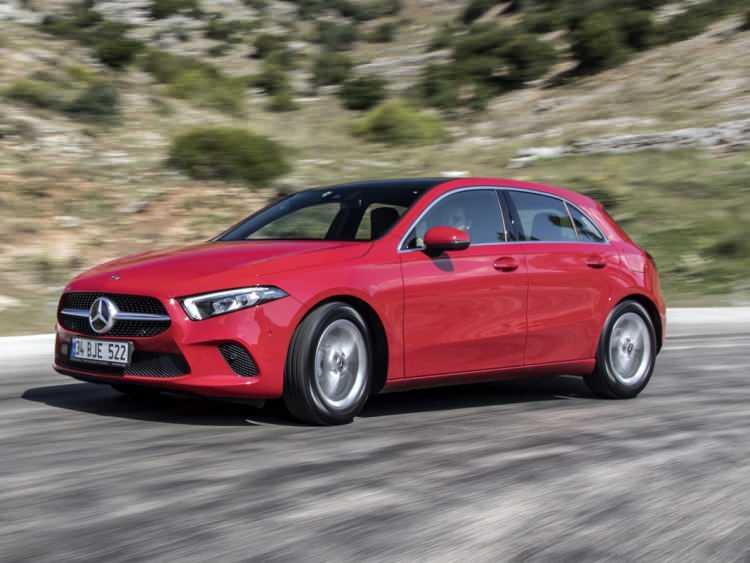 <p><strong>Mercedes A200-</strong></p>
<p> </p>
<p><strong> 2 milyon 944 bin TL</strong></p>
<p> </p>