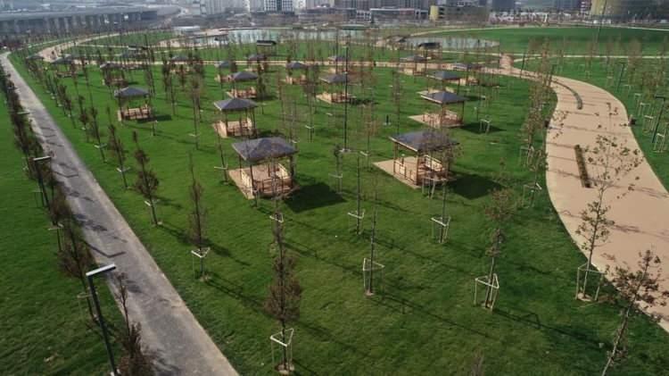 <p>İstanbul'un en büyük millet bahçesidir.</p>
<p> </p>
<p>Parklar, bisiklet ve yürüyüş parkurları, dinlenme ve piknik alanları, seyir terasları, sergi, festival ve konser platformları, amfi tiyatrolar, renk, koku, ses ve tıbbi bitkiler ile 3 biyolojik gölet gibi birçok özelliği barındırmaktadır.</p>