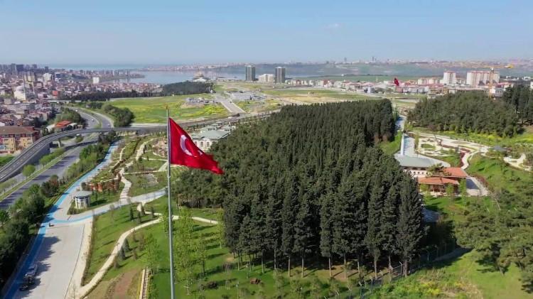 <p><span style="color:#B22222"><strong>8. Halkalı Millet Bahçesi – 98.000 m²</strong></span></p>
<p> </p>