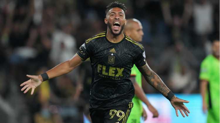 <p>Denis Bouanga (TRABZONSPOR)</p>

<p> </p>
