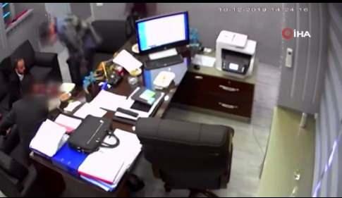 <p>Subaşı, ifadesinin devamında dijital pano ihale sürecine değinerek, Serdal Taşkın'dan yardım istediğini ve Taşkın'ın 15 milyon lira ve üzeri bir teklif vermesini istediğini aktardı.</p>
<p> </p>