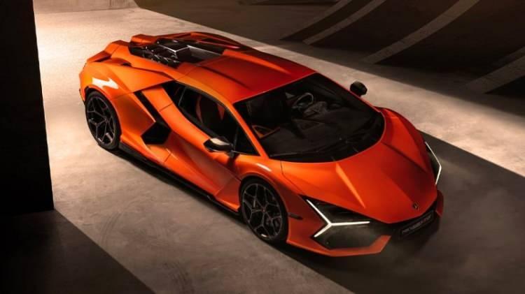 <p><strong><span style="color:#B22222">41)  LAMBORGHINI REVUELTO </span> |  890 BİN DOLAR</strong></p>

<p> </p>

<p><strong>Sıfırdan 60 mil hıza ulaşma süresi:</strong> 2,5 saniye<br />
<strong>Azami Hız: </strong>217 mil/saat</p>
