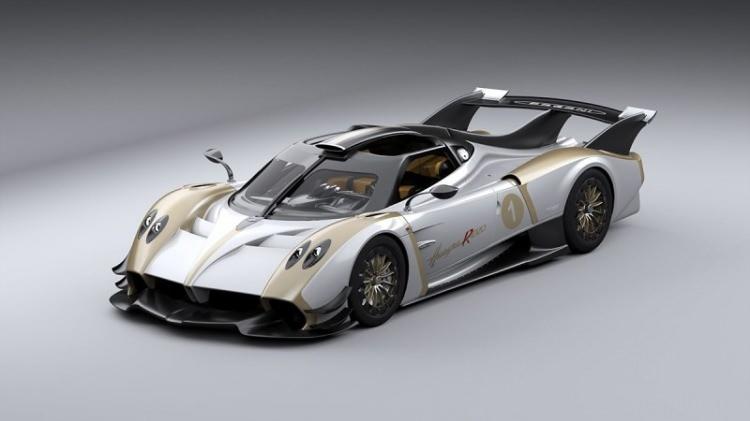 <p><strong><span style="color:#B22222">15)  PAGANI HUAYRA R EVO  </span> |  3 MİLYON DOLAR ÜZERİ</strong></p>

<p> </p>

<p><strong>Sıfırdan 60 mil hıza: </strong>3,0 saniyeden az<br />
<strong>Azami Hız: </strong>218 mil/saat</p>
